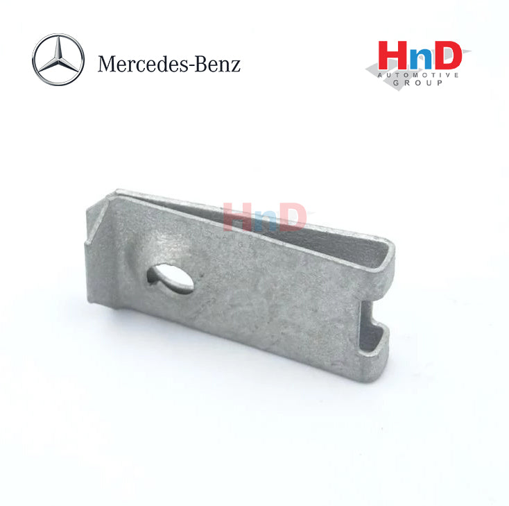 Mercedes Benz Genuine CLIP NUT 1239941845