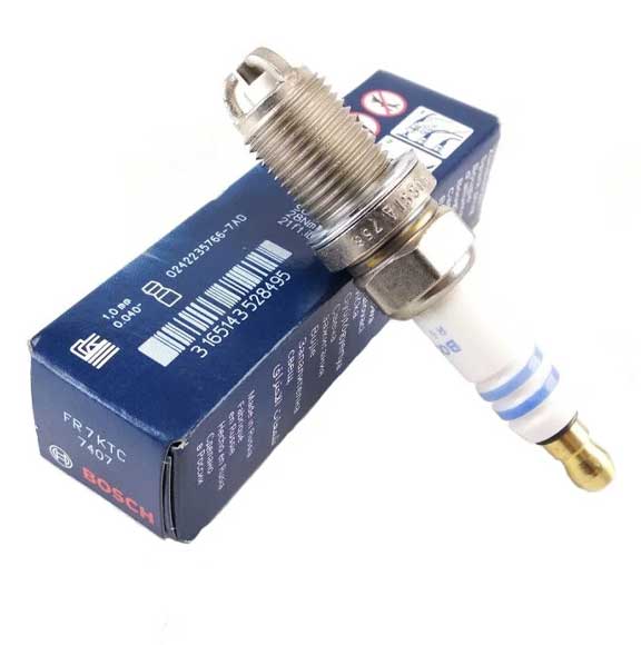 Bosch Spark Plug F7KTC 7407 (003 159 7803) For Mercedes Benz 0242235766