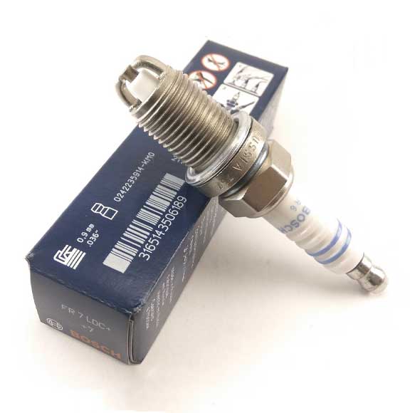 Bosch Spark Plug ­FR7LDC ­+7 0242235914